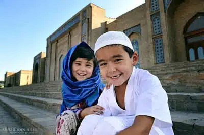 Audio: Pokea Zawadi Mama Kharusi (Mp3 Download)