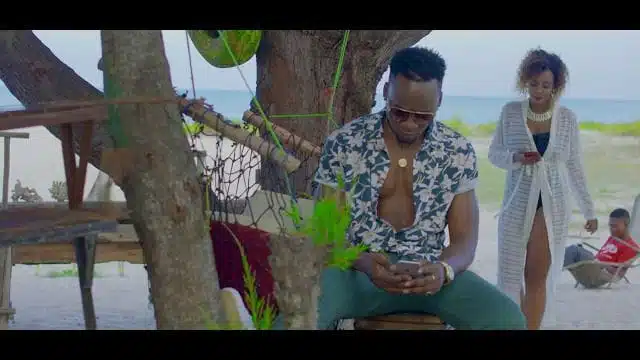 VIDEO: Coyo - Nyaka Nyaka (Mp4 Download)