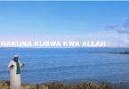 VIDEO: Mzee Yussuf - Hakuna Kubwa Kwa Allah (Mp4 Download) - KibaBoy