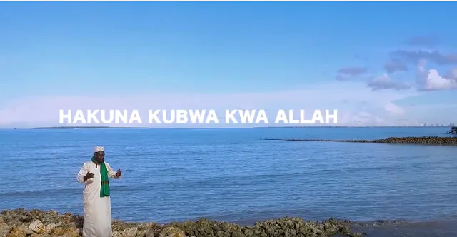 VIDEO: Mzee Yussuf - Hakuna Kubwa Kwa Allah (Mp4 Download)