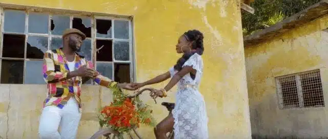 VIDEO: Mwasiti Ft. Roma - Fall in love (Mp4 Download)