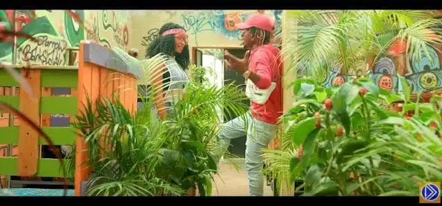 VIDEO: Jose Chameleone Ft. Papa Cidy - Tonsuna (Mp4 Download)