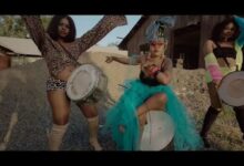 VIDEO: Amber Lulu Ft Mr T Touch - Vunga (Mp4 Download) - KibaBoy