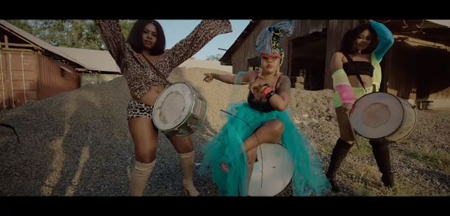 VIDEO: Amber Lulu Ft Mr T Touch - Vunga (Mp4 Download) - KibaBoy