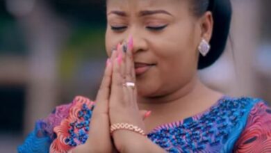 VIDEO: Maggie Muliri Ft Bahati Bukuku - Nitafika Tu (Mp4 Download) - Kibaboy