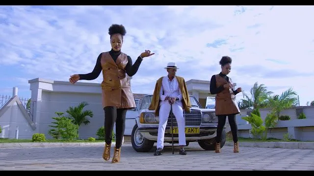 VIDEO: Jolly Twins Ft. Goodluck Gozbert - Baba Eeeh (Mp4 Download)