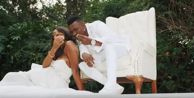 VIDEO: Mbosso Ft Reekado Banks - Shilingi (Mp4 Download)