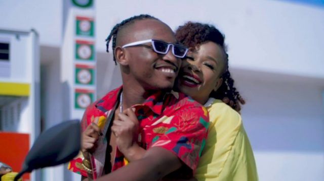 VIDEO: Kayumba Ft. Linah - Umeniweza (Mp4 Download) - KibaBoy