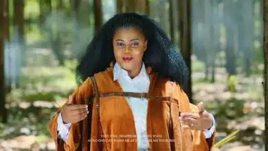 VIDEO: Ritha Komba - Ndani ya Kristo (Mp4 Download)