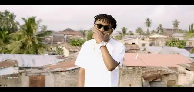 VIDEO: Moni Centrozone - Watoto Wa Mtaani (Mp4 Download)