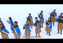 VIDEO: Neema Gospel Choir, AIC Chang'ombe - Muumba Wa Miisho (Mp4 Download) - KibaBoy