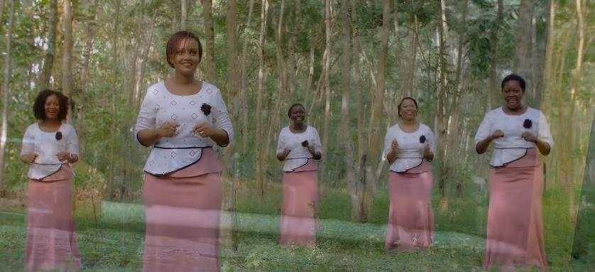 VIDEO: Mt Kizito Makuburi - Ukuu Wa Yesu (Mp4 Download) - KibaBoy