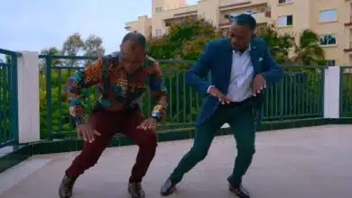 VIDEO: David Kasaba Ft Christopher Mwahangila X Sifael Mwabuka - Huyu Mungu (Mp4 Download)