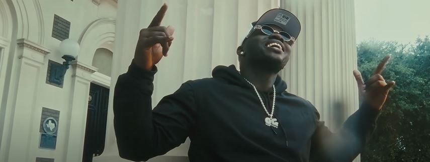 VIDEO: Khaligraph Jones - Nikwa Ni Shoke (Mp4 Download) - KibaBoy