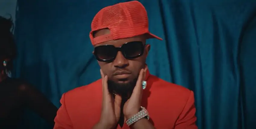 VIDEO: Weusi - Tout Le Monde (Mp4 Download)