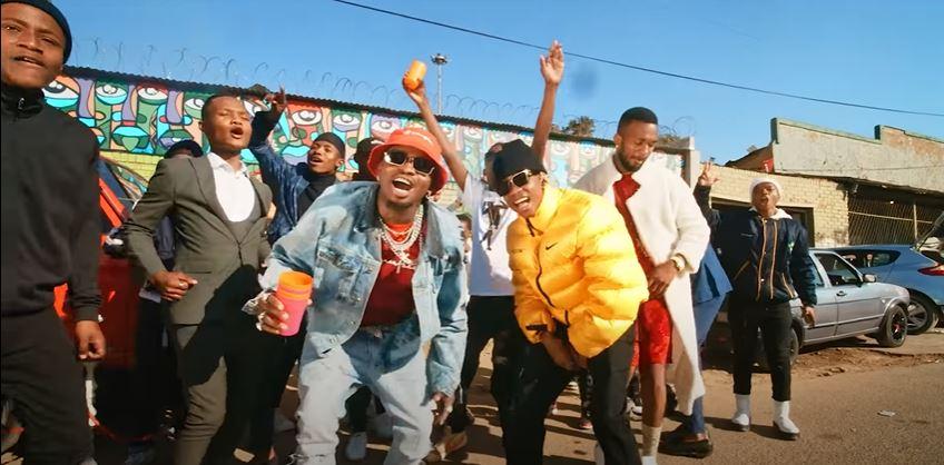 VIDEO: Diamond Platnumz Ft. Focalistic, Mapara A Jazz, & Ntosh Gazi - IYO (Mp4 Download) - KibaBoy