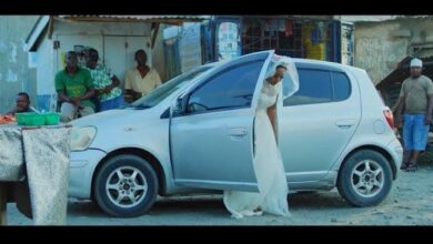 VIDEO: Amber Lulu x Rolex Eyes - Nimeachika (Mp4 Download) - KibaBoy