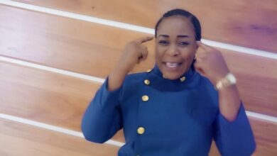 VIDEO: Komando Wa Yesu Ft. Madam Martha - Yamebadilika Imekula Kwenu (Mp4 Download) - KibaBoy