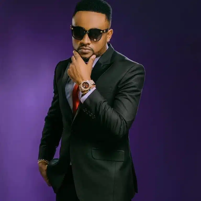 Audio: Moni Centrozone Ft. Young Lunya - Mama La Mama (Mp3 Download)