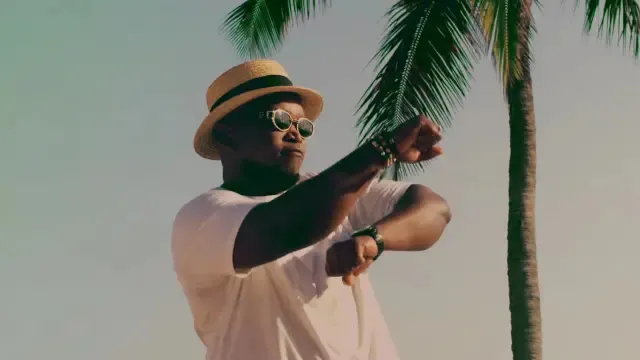 VIDEO: Kassim Mganga Ft. AY Masta - Hapa Kati (Mp4 Download)