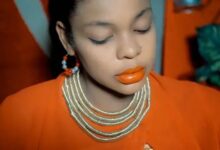 VIDEO: Menina Ft Swabri - Utaniua (Mp4 Download) - KibaBoy