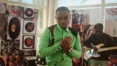 VIDEO: Ommy Dimpoz Ft. Blaq Diamond - Anaconda (Mp4 Download)