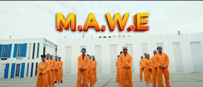 VIDEO: Mic lon Ft. G Nako x Chino Kidd - Komaa (Mp4 Download)