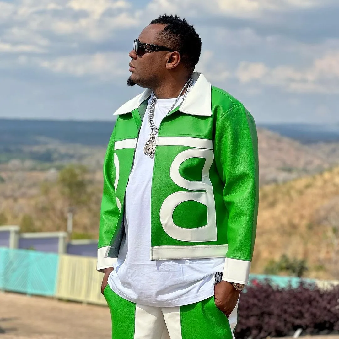 Dunia Inazunguka By Baba Levo