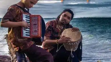 Offside Trick Ft Mzee Yusuph - Nipe Nikupe