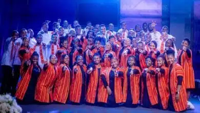 Essence Of Worship - Bwana Unatawala (Live)