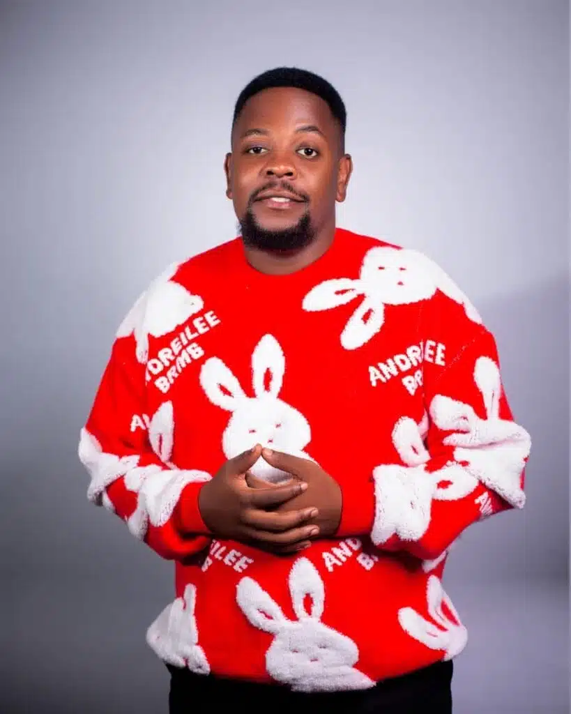 Kibonge Wa Yesu ft. Banana Zorro - Tusichoke Kupambana