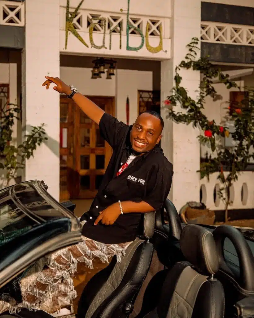 Bando Mc - Forever Remix ft. Dogo Dee, Some One, Rapper Tozzy, Senetor King, Panther 355, Tungo, Racktana Tz, Wizz Mp, Ticah