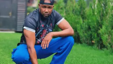 Hussein Machozi - Sina Habari