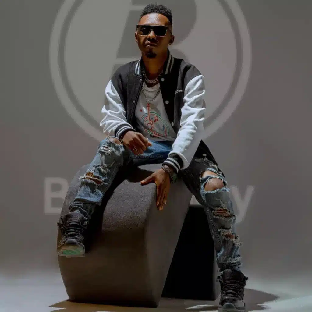 Sam Mapesa Ft Sam Lion - Lets Party Now