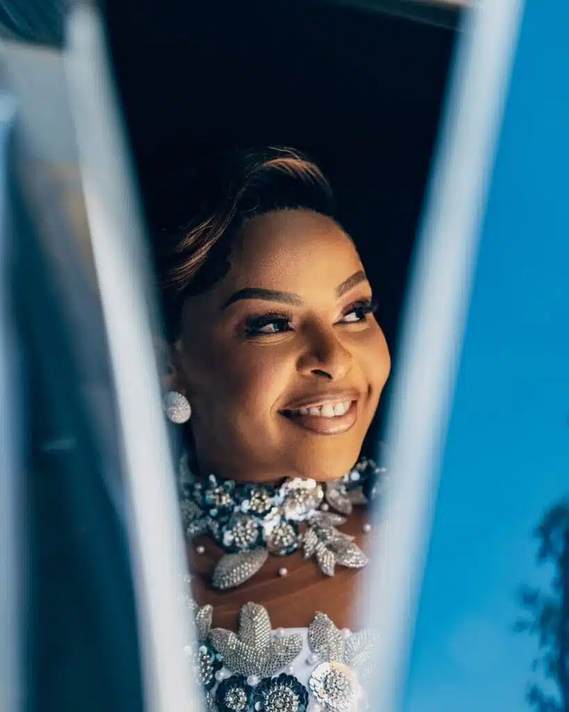 Size 8 Reborn - Ombi Langu