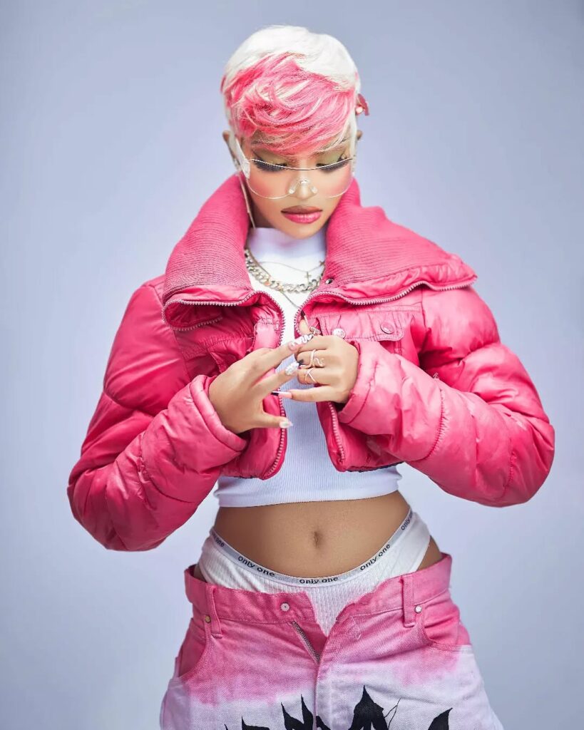 Barbie Mia Ft. Country Wizzy - Beautiful Girl Barbie Mia Ft. Country Wizzy - Beautiful Girl