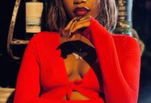Xouh ft Bruce Africa - Hapana