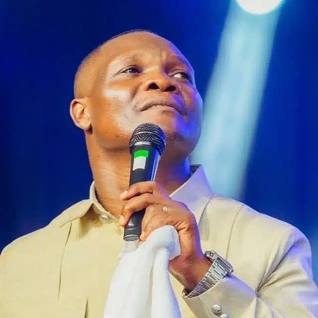 Boaz Danken - Yesu Mpenzi Mwaminifu