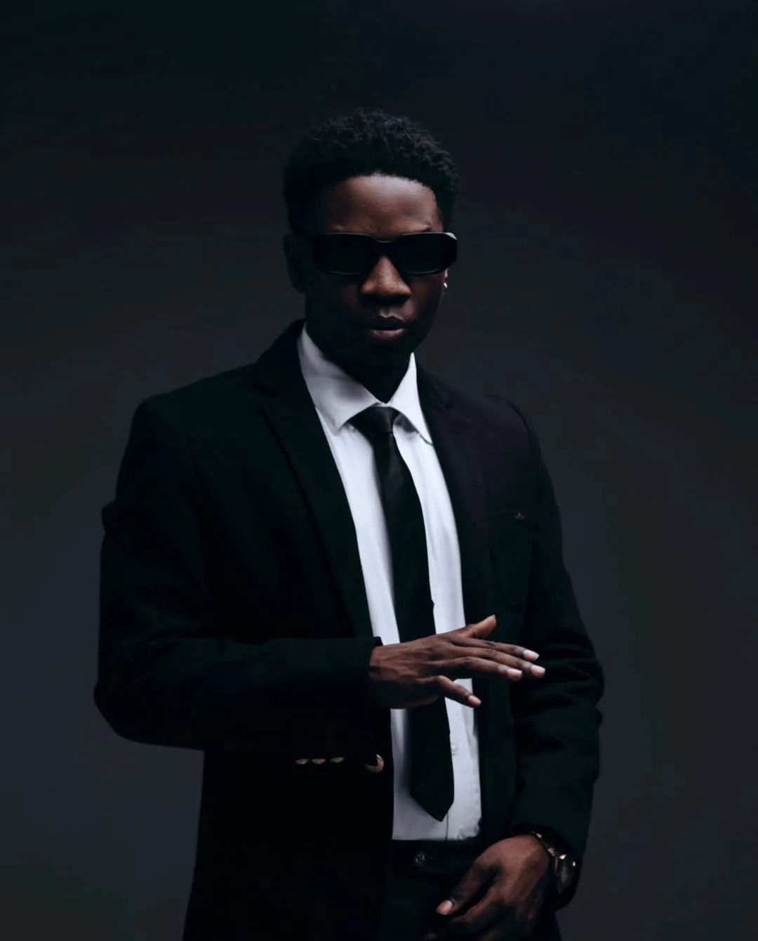 GeniusJini X66 ft Kontawa - Bad Mood