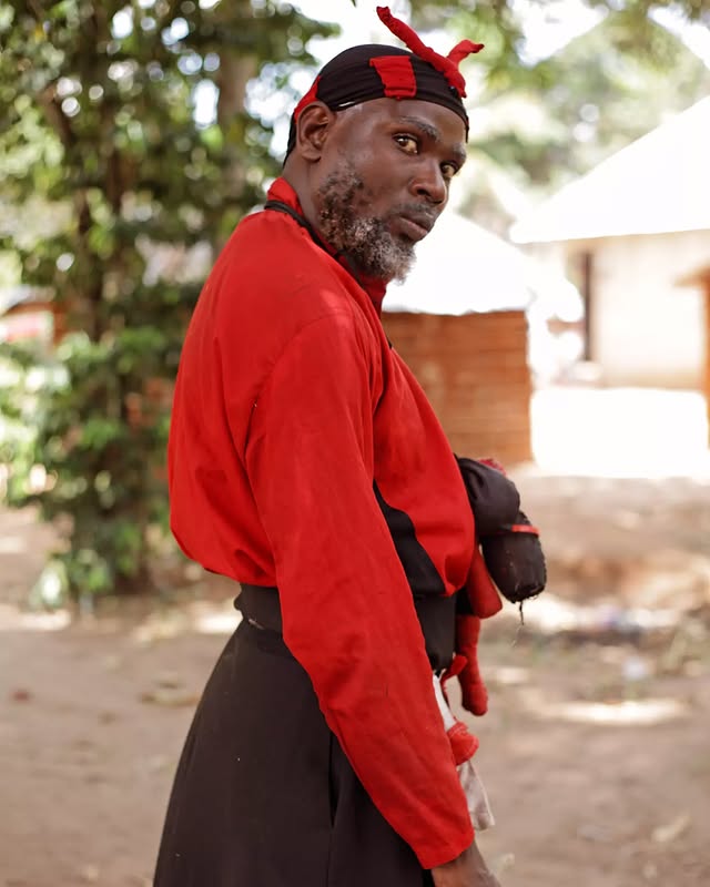 Mwakatobe – Uongo