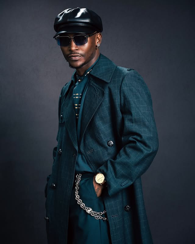 Barnaba Ft Abigail Chams - Kitu