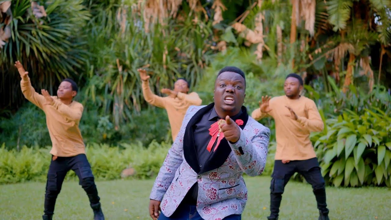 Dr Annoint Amani - HUYO NI MBWA TU
