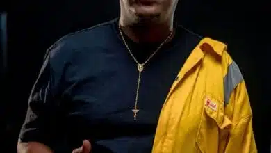 AY Ft. Chine - Pochi