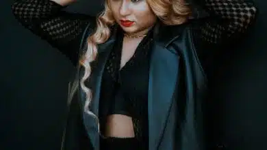 Aika Ft Nahreel - Treat You