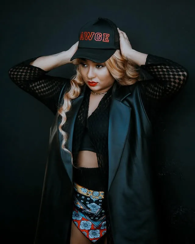 Aika Ft Nahreel - Treat You