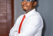 Endru G ft Chege - Akiniona