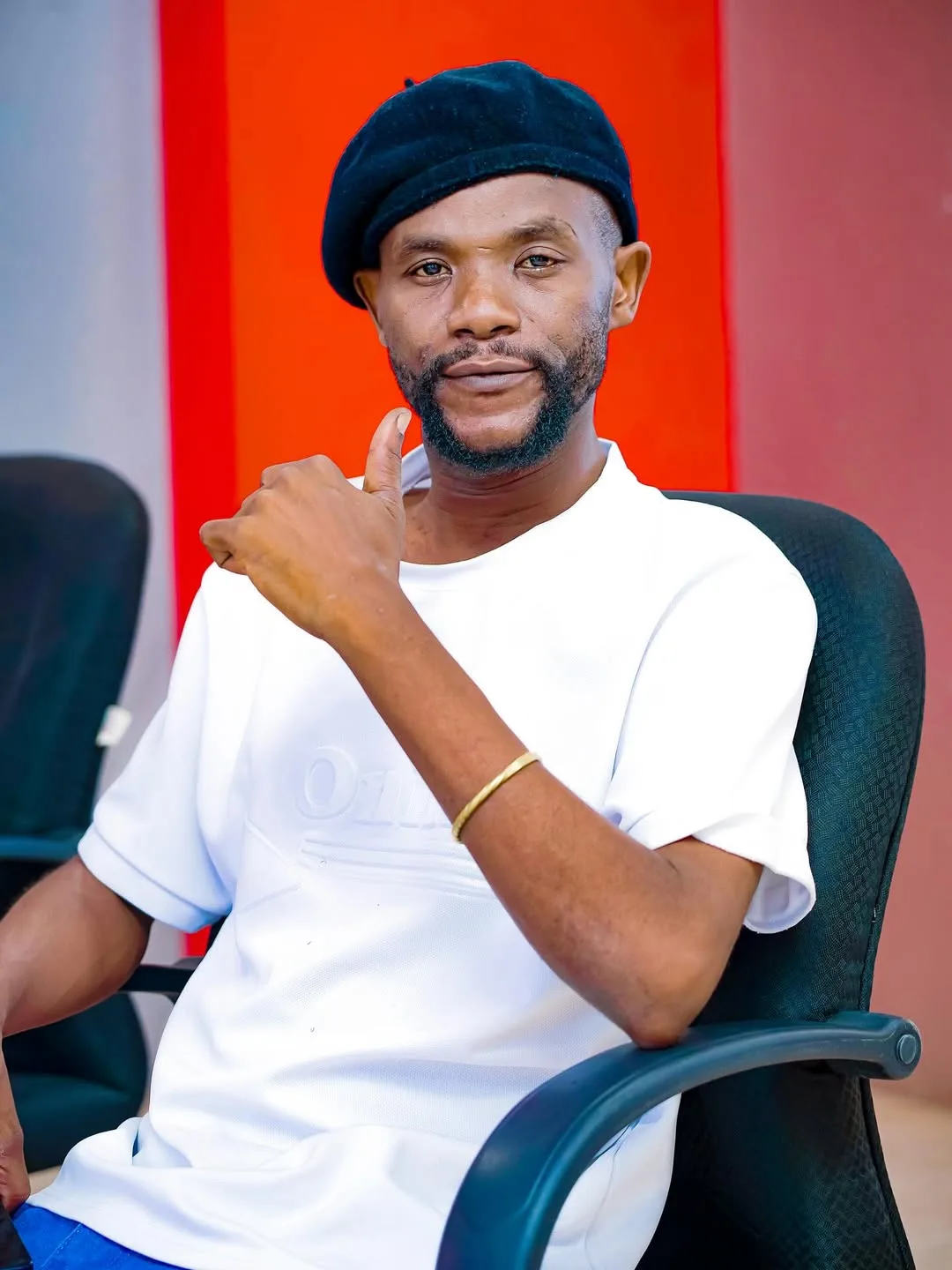 Dakota Mtu Hatari Ft. 20 Percent - One Day