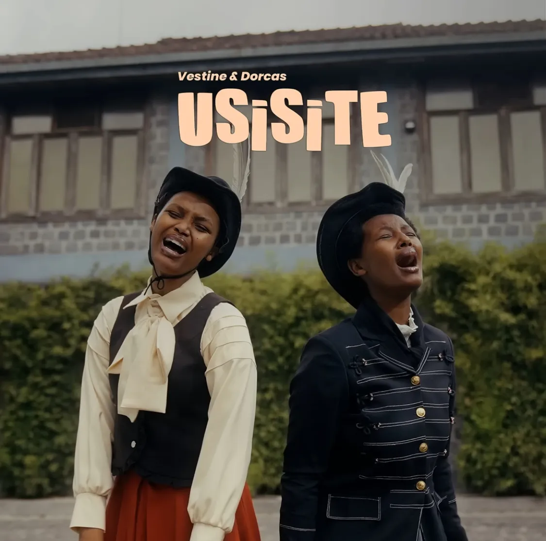 Vestine & Dorcas - Usisite