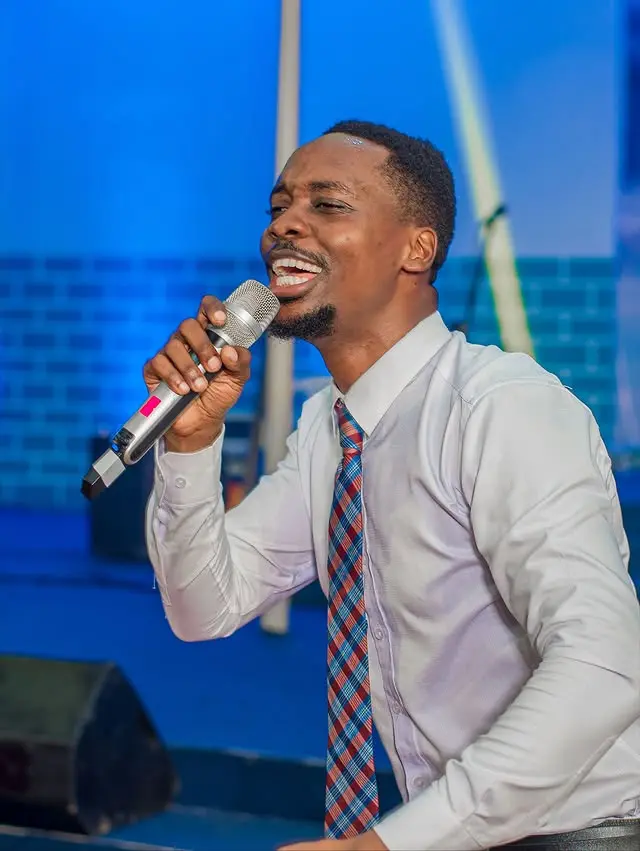 Asagwile Ft Obby Alpha - Zawadi