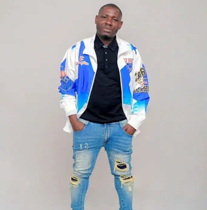 Msaga Sumu - Mshikilie